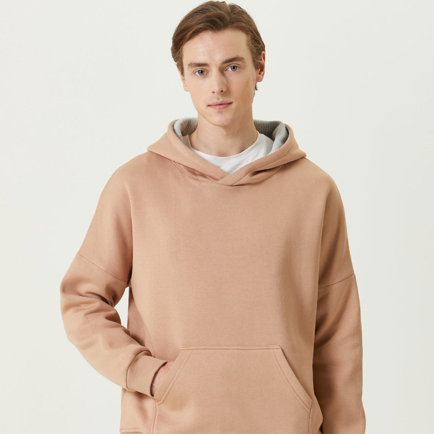 MB: Scott Oversize Hoodie Pudra