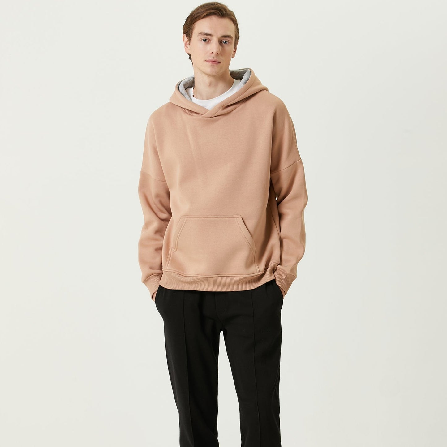 MB: Scott Oversize Hoodie Pudra