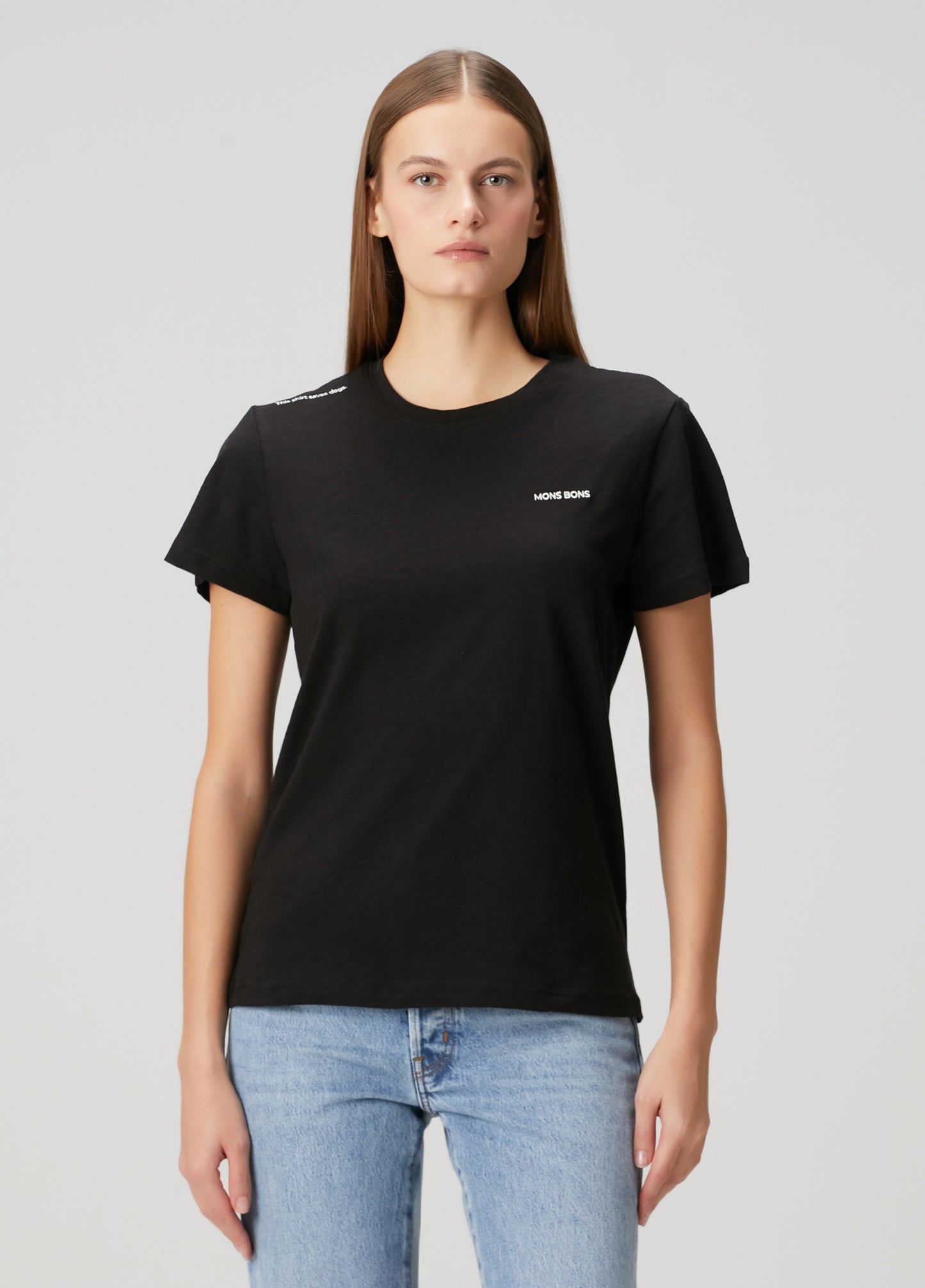 "This Shirt Saves Dogs." T-shirt – Siyah